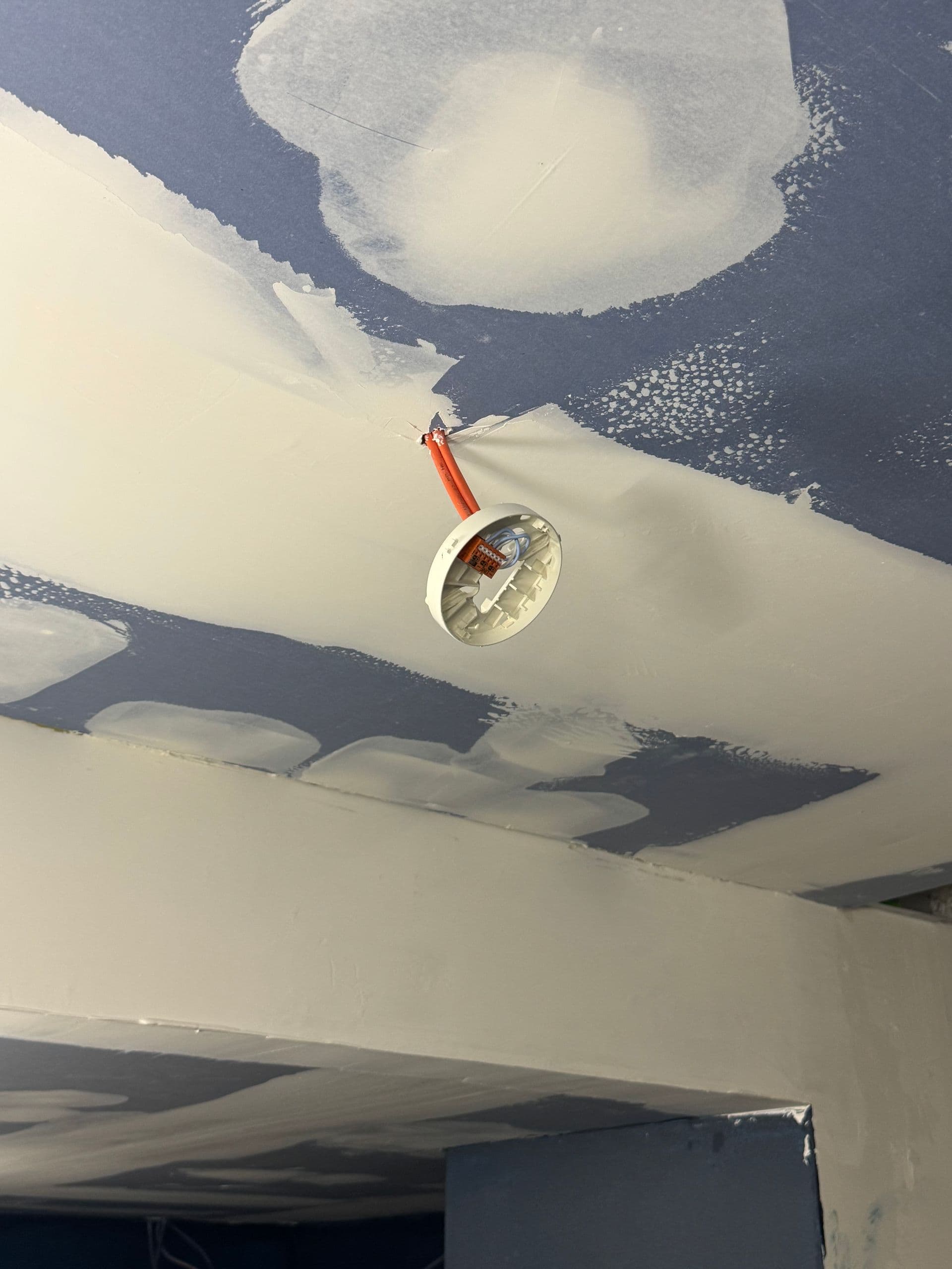 Tête de détection en cours de pose